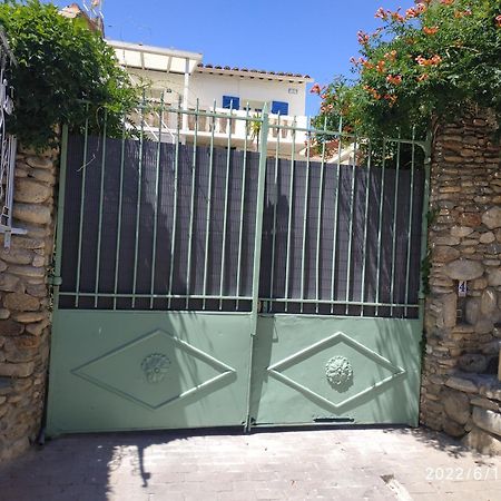 Appartement Centre Ville Du Boulou Pour 2 Adultes-2 Enfants- Check In 17H-21H--Juillet-Aout Reservation De 7 Jours Mini لو بولو المظهر الخارجي الصورة