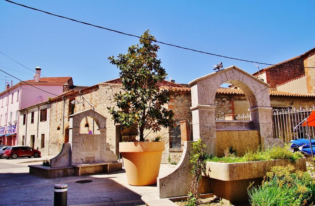 Appartement Centre Ville Du Boulou Pour 2 Adultes-2 Enfants- Check In 17H-21H--Juillet-Aout Reservation De 7 Jours Mini لو بولو المظهر الخارجي الصورة