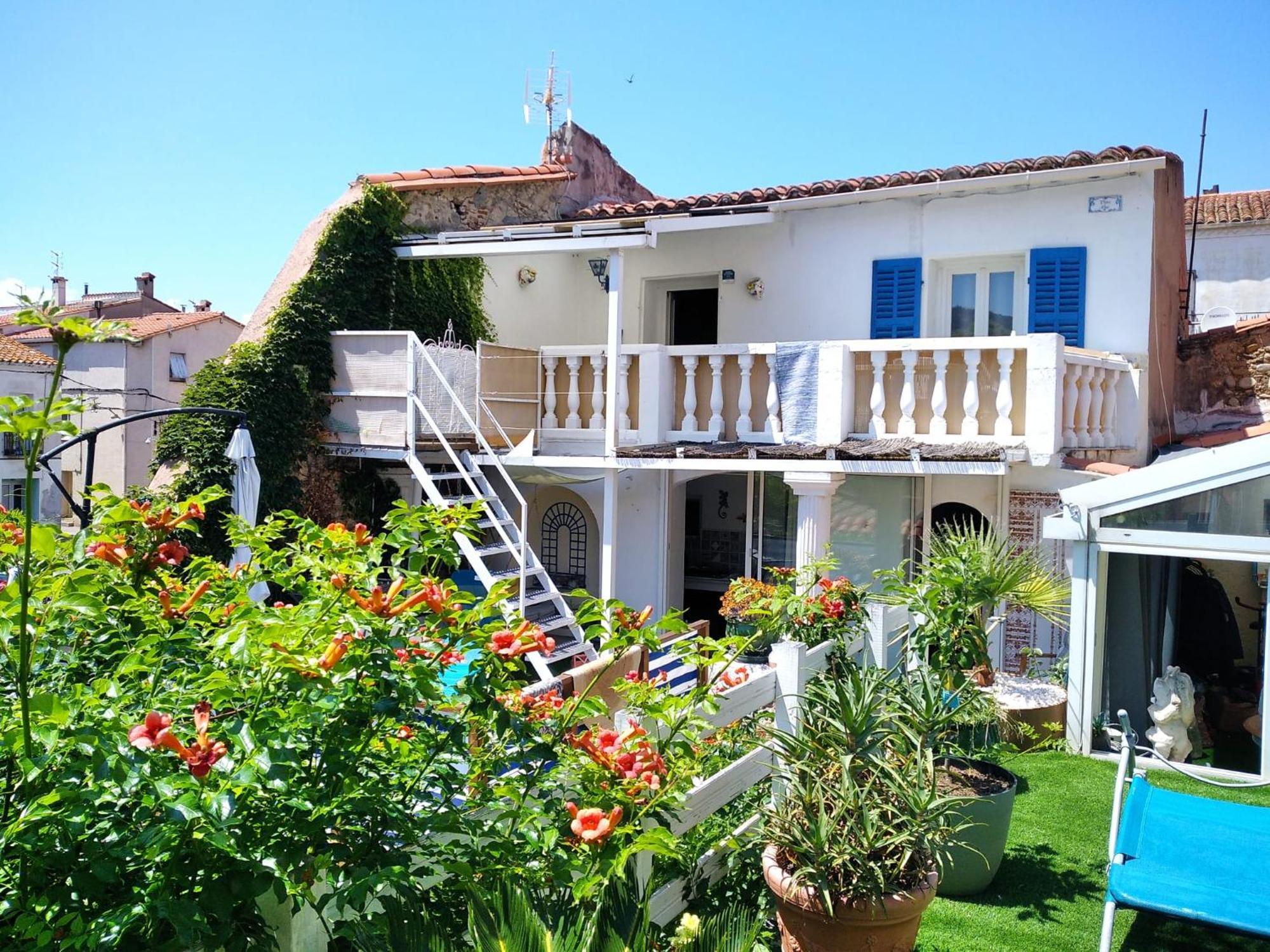 Appartement Centre Ville Du Boulou Pour 2 Adultes-2 Enfants- Check In 17H-21H--Juillet-Aout Reservation De 7 Jours Mini لو بولو المظهر الخارجي الصورة